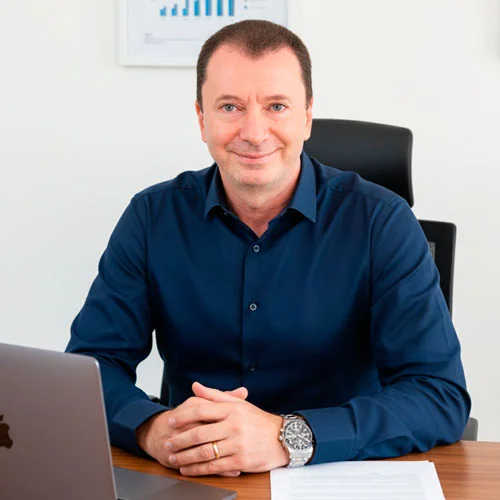 Adriano Habermann, consultor de SEO Adriano Habermann, consultor de SEO em Rio Brilhante MS